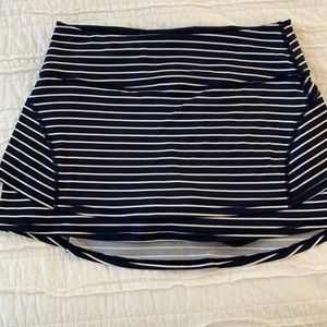 Athleta tennis skirt.